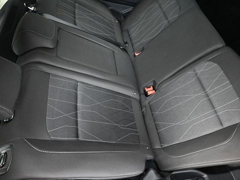 Used 2019 Ford EcoSport SE w/ SE Convenience Package FWD image 22