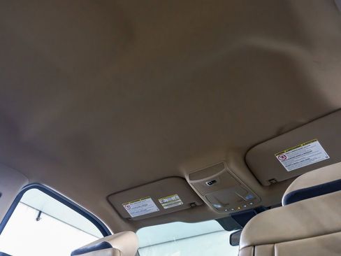 Used 2022 Ford F250 Lariat w/ Chrome Package image 28