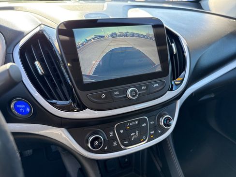 Used 2018 Chevrolet Volt LT w/ LT Driver Confidence Package image 17