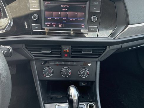 Used 2019 Volkswagen Jetta S FWD image 15