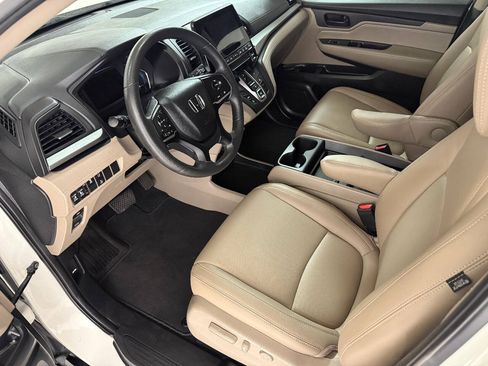 Used 2019 Honda Odyssey EX image 46