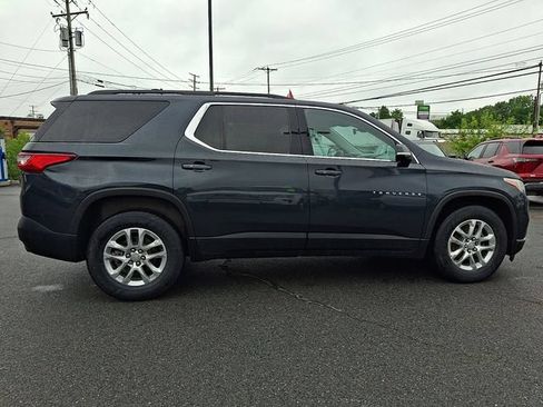 Certified 2020 Chevrolet Traverse LT w/ Driver Confidence II Package AWD/4WD image 7