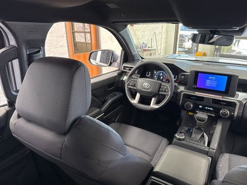 New 2025 Toyota Tacoma SR5 image 33