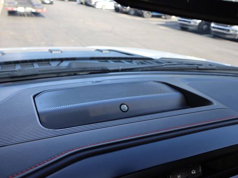 Used 2025 Ford F150 Raptor AWD/4WD image 35