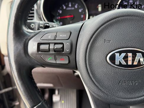 Used 2018 Kia Sedona SX Limited w/ SX Limited Prestige Package FWD image 30