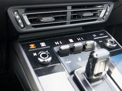 Certified 2020 Porsche 911 Carrera 4S image 26