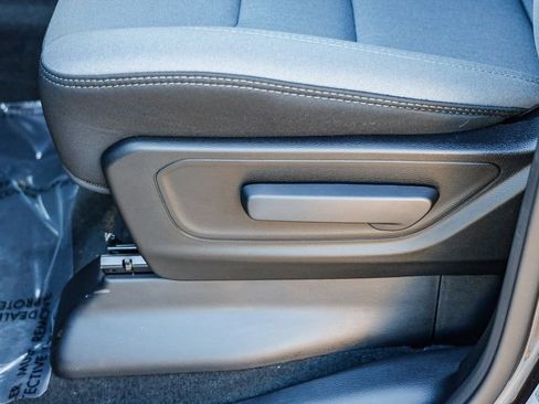 Used 2021 RAM 1500 Big Horn image 22