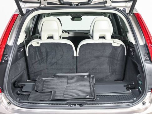Used 2025 Volvo XC90 B6 Plus w/ Protection Package Premier AWD/4WD image 33