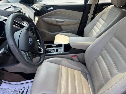 Used 2018 Ford Escape Titanium AWD/4WD image 11