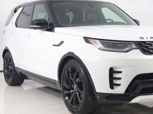 Used 2023 Land Rover Discovery S R-Dynamic image 45