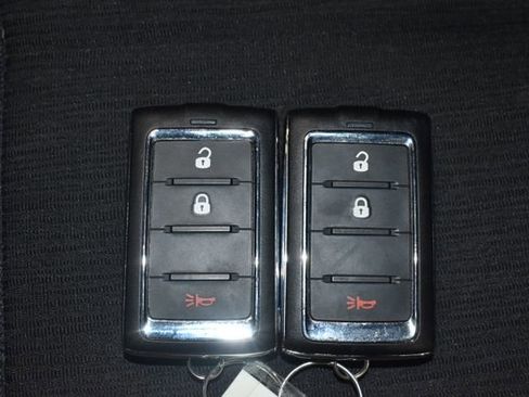 Certified 2023 Jeep Grand Cherokee Laredo image 23