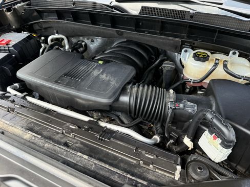 Used 2025 GMC Sierra 1500 SLT AWD/4WD image 33