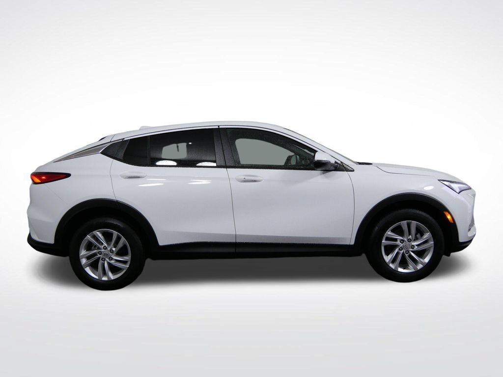 New 2026 Buick Envista Preferred w/ Convenience I Package FWD image 2