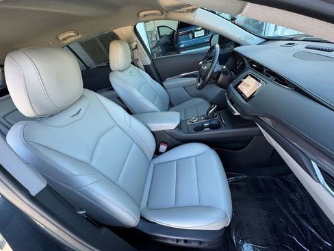 Used 2020 Cadillac XT4 Luxury image 31