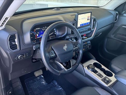 Certified 2022 Ford Bronco Sport Outer Banks w/ Tech Package image 16