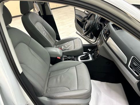 Used 2016 Audi Q3 2.0T Prestige w/ Prestige Package image 44