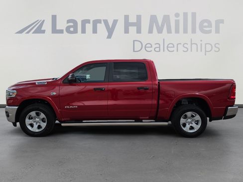 New 2026 RAM 1500 Big Horn AWD/4WD image 2