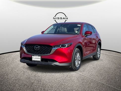 Used 2022 MAZDA CX-5 AWD 2.5 S w/ Preferred Package image 4