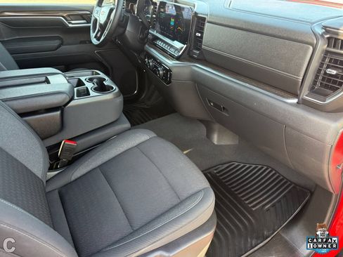 Used 2023 Chevrolet Silverado 1500 LT AWD/4WD image 29