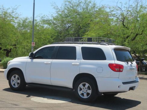 Used 2015 Toyota Sequoia SR5 AWD/4WD image 5