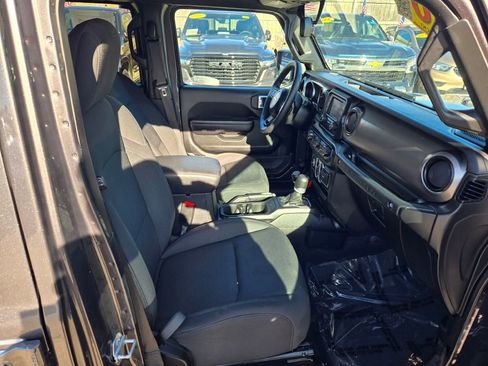 Used 2020 Jeep Wrangler Unlimited Sport S image 5