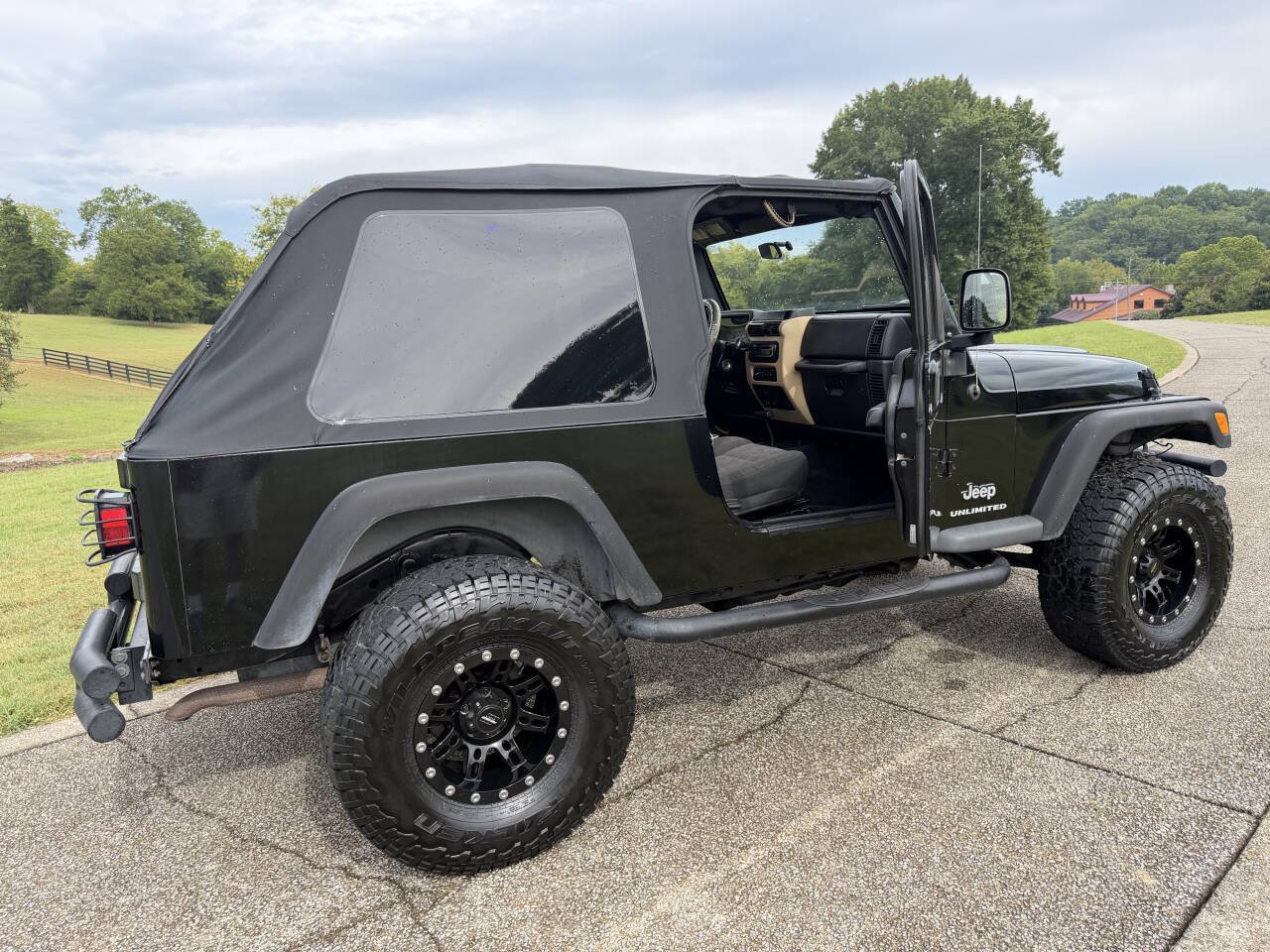 Used 2004 Jeep Wrangler 4WD image 15