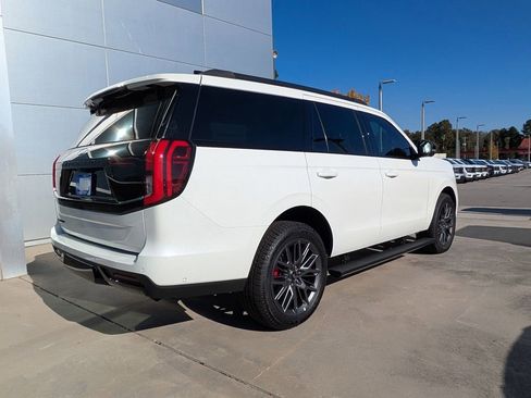 New 2025 Ford Expedition Platinum w/ Stealth Performance Package image 4