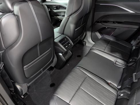 New 2026 Cadillac Lyriq Sport AWD/4WD image 37