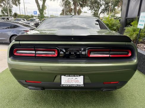 Used 2018 Dodge Challenger SXT w/ Blacktop Package image 5