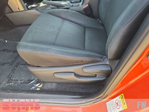 Used 2015 Toyota RAV4 LE FWD image 20