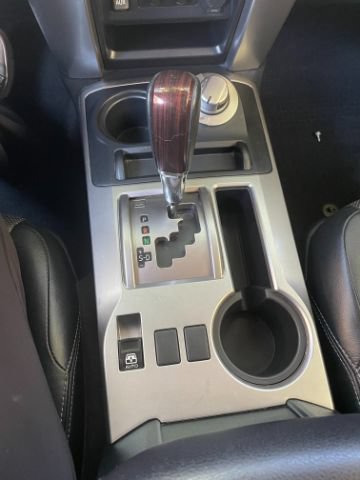 Used 2019 Toyota 4Runner Limited AWD/4WD image 30