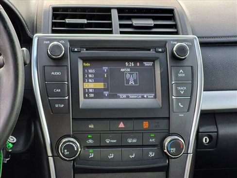 Used 2015 Toyota Camry SE FWD image 13