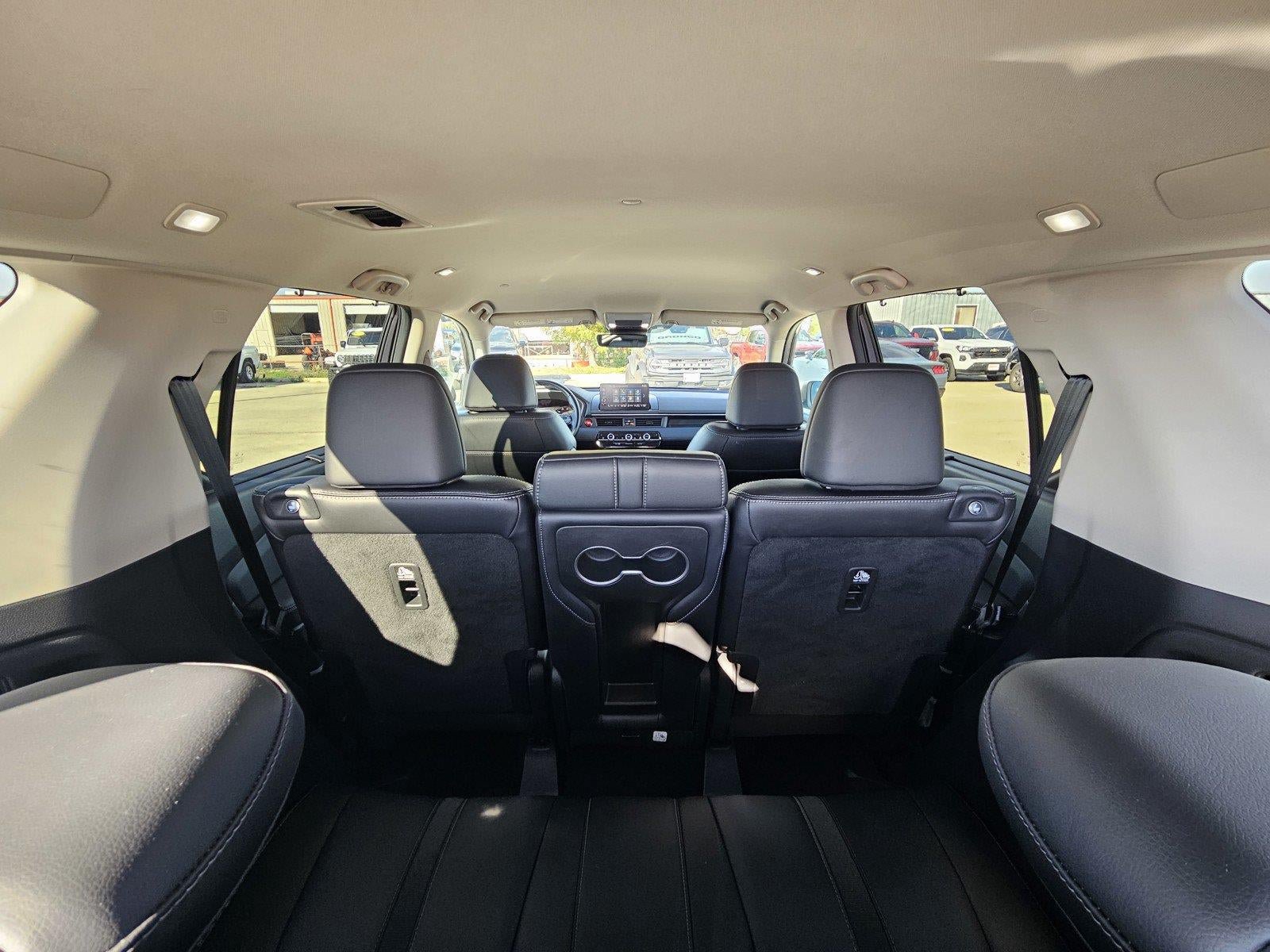 Used 2025 Honda Pilot EX-L image 11