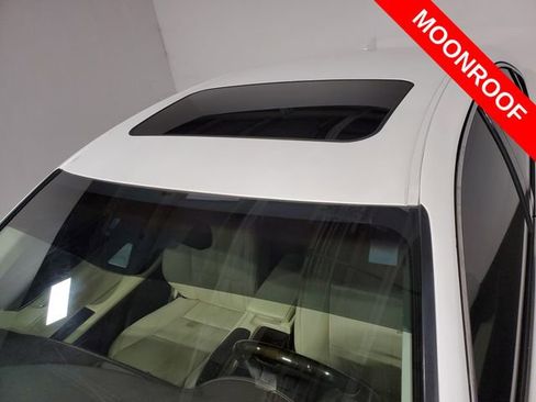 Used 2017 Lexus ES 350 w/ Luxury Package image 8