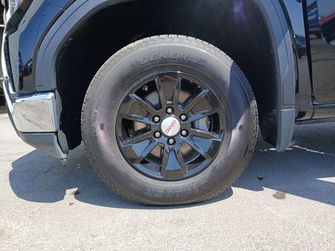 Used 2023 GMC Sierra 1500 Pro w/ Pro Value Package AWD/4WD image 27