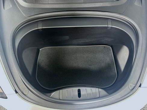 Used 2018 Tesla Model 3 Long Range image 31