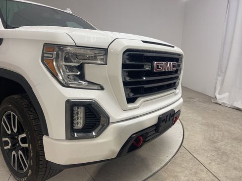 Used 2022 GMC Sierra 1500 AT4 w/ AT4 Preferred Package image 5