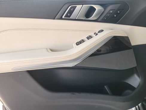 Used 2020 BMW X5 sDrive40i w/ Premium Package RWD image 24