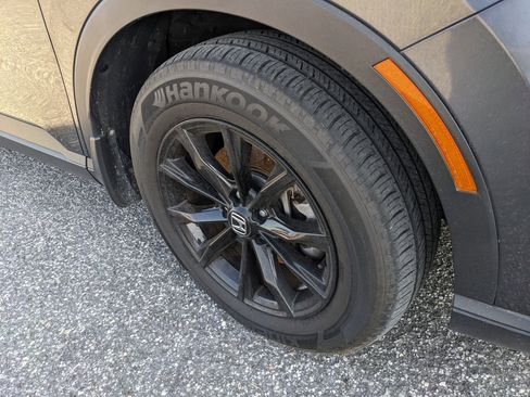 Used 2023 Honda CR-V Sport image 7