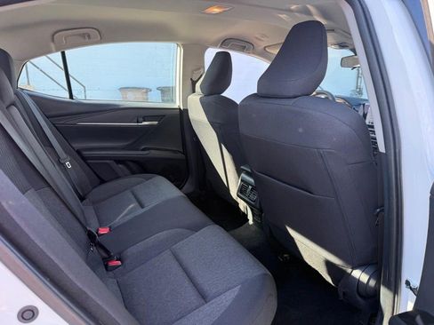 Used 2025 Toyota Camry LE image 11
