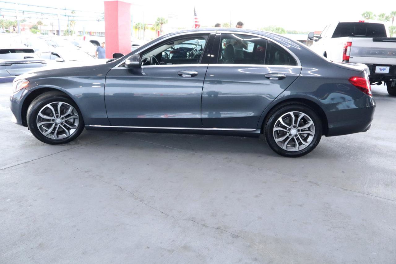 Used 2016 Mercedes-Benz C 300 4MATIC Sedan image 10
