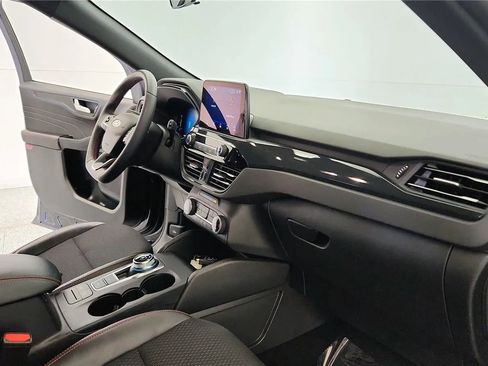 Used 2025 Ford Escape ST-Line image 35