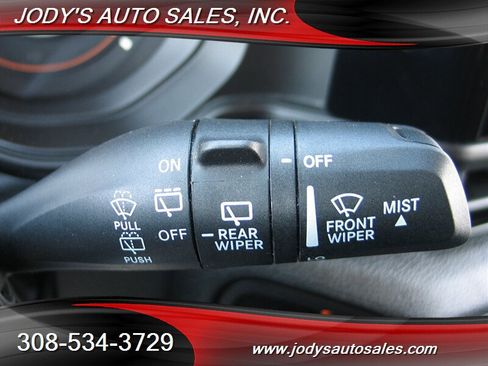 Used 2025 Jeep Wrangler Unlimited Sport AWD/4WD image 11