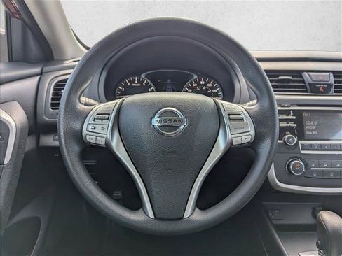 Used 2018 Nissan Altima 2.5 S w/ S Convenience Package FWD image 15