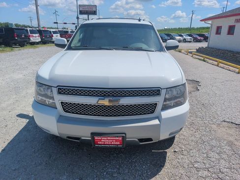 Used 2011 Chevrolet Suburban LT AWD/4WD image 8