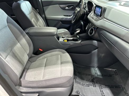 Used 2020 Chevrolet Blazer LT AWD/4WD image 18