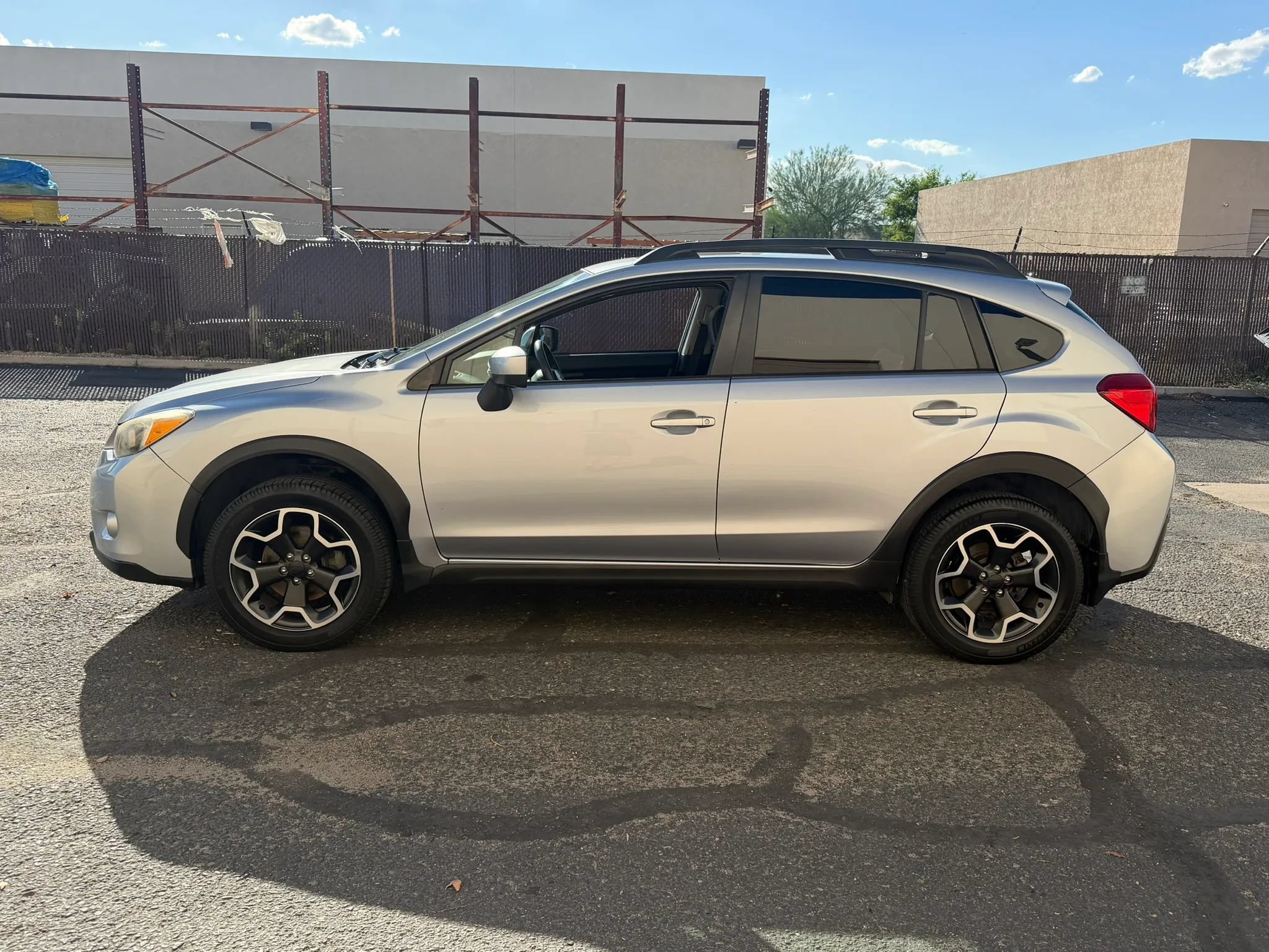 Used 2015 Subaru Crosstrek 2.0i Premium w/ Moonroof Package AWD/4WD image 6