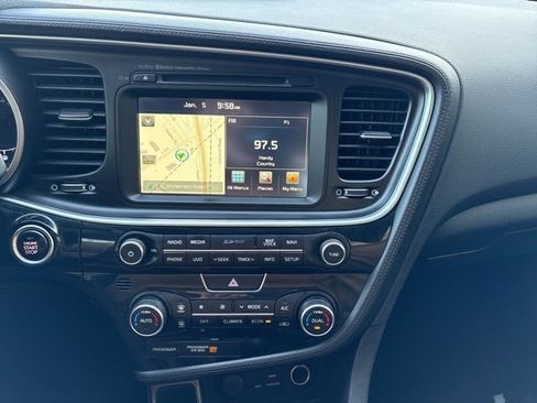 Used 2016 Kia Optima EX image 12