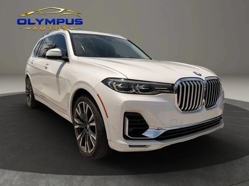 Used 2020 BMW X7 xDrive40i w/ Dynamic Handling Package AWD/4WD image 3