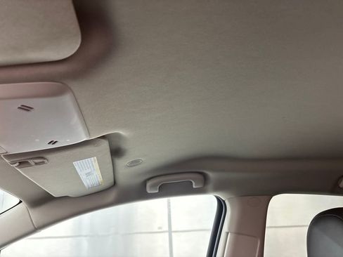 Used 2022 Buick Encore Preferred image 21